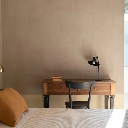 Dimoreleuka 公寓 *