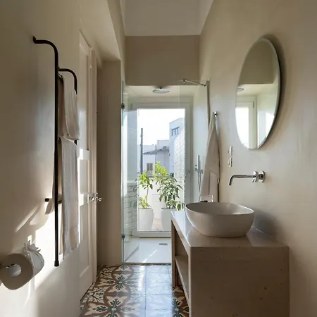 Dimoreleuka 公寓 *