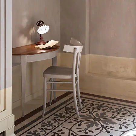 Dimoreleuka * 莱乌卡